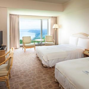 Premium Twin Room Sea Side